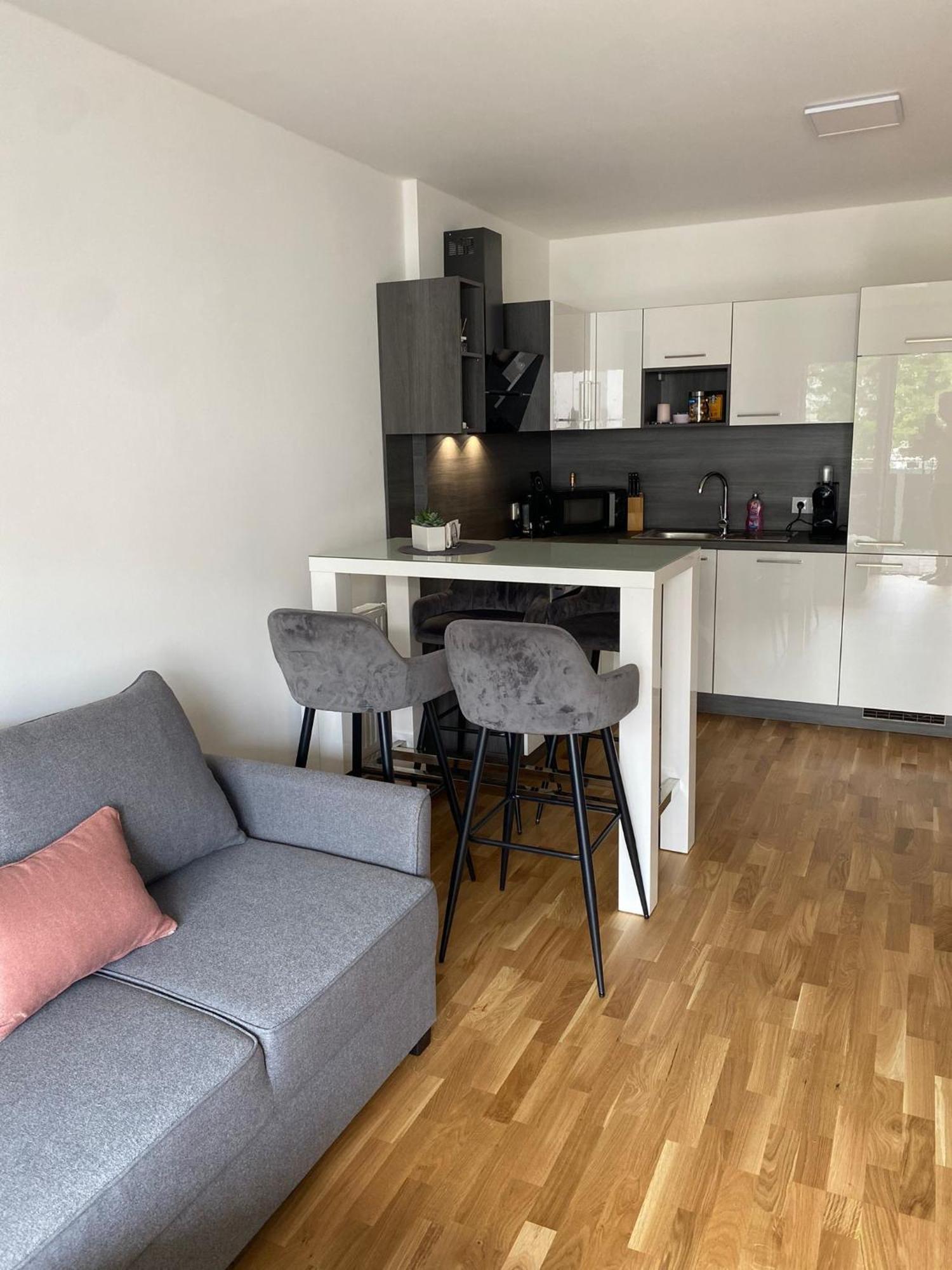 Wunderschoene, Neue Wohnung Mit Grosser Terrasse Ebenthal  Exterior foto